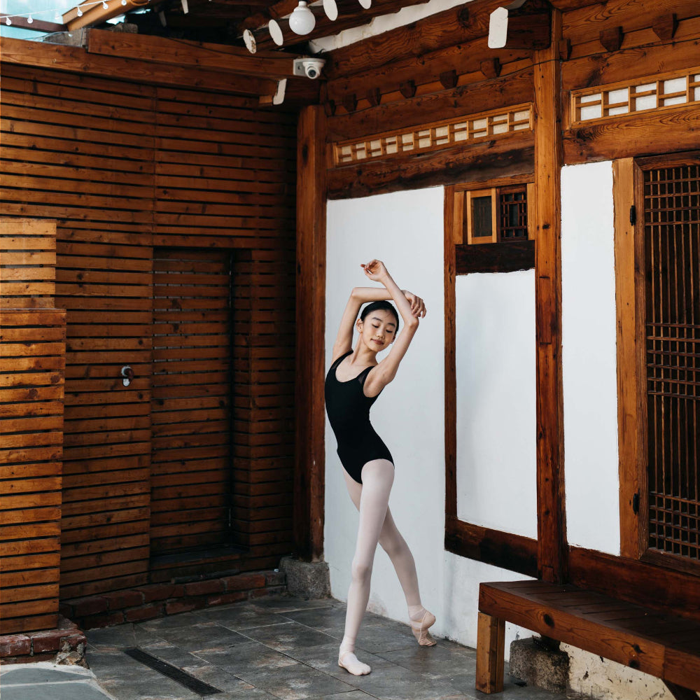 女童黑色芭蕾舞连体衣