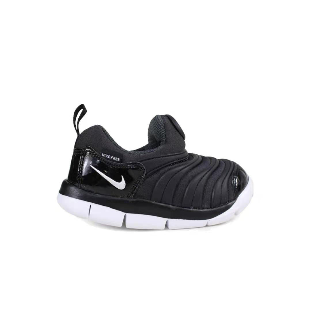 Nike Dynamo Free 婴童黑色毛毛虫