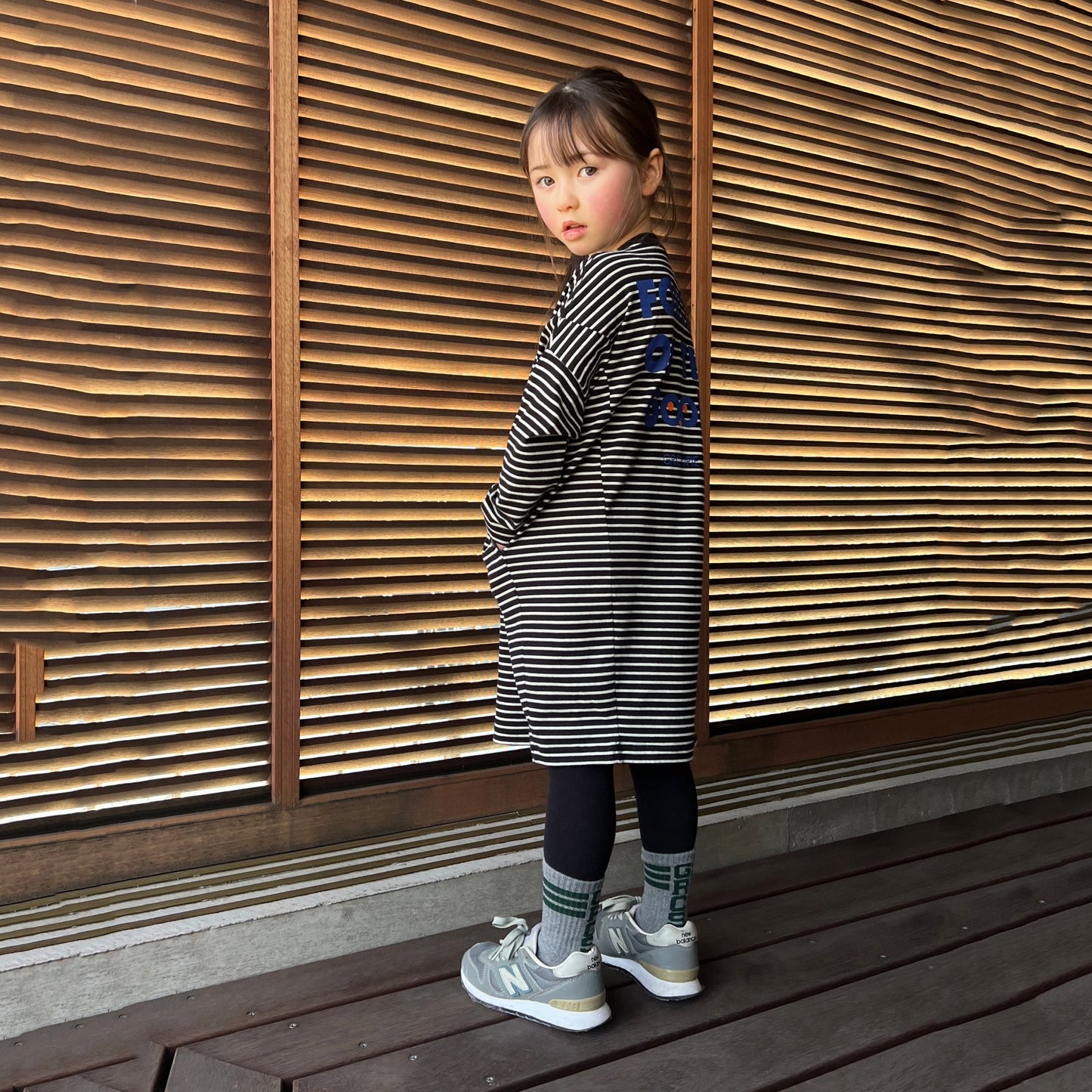 女童黑色条纹棉连衣裙