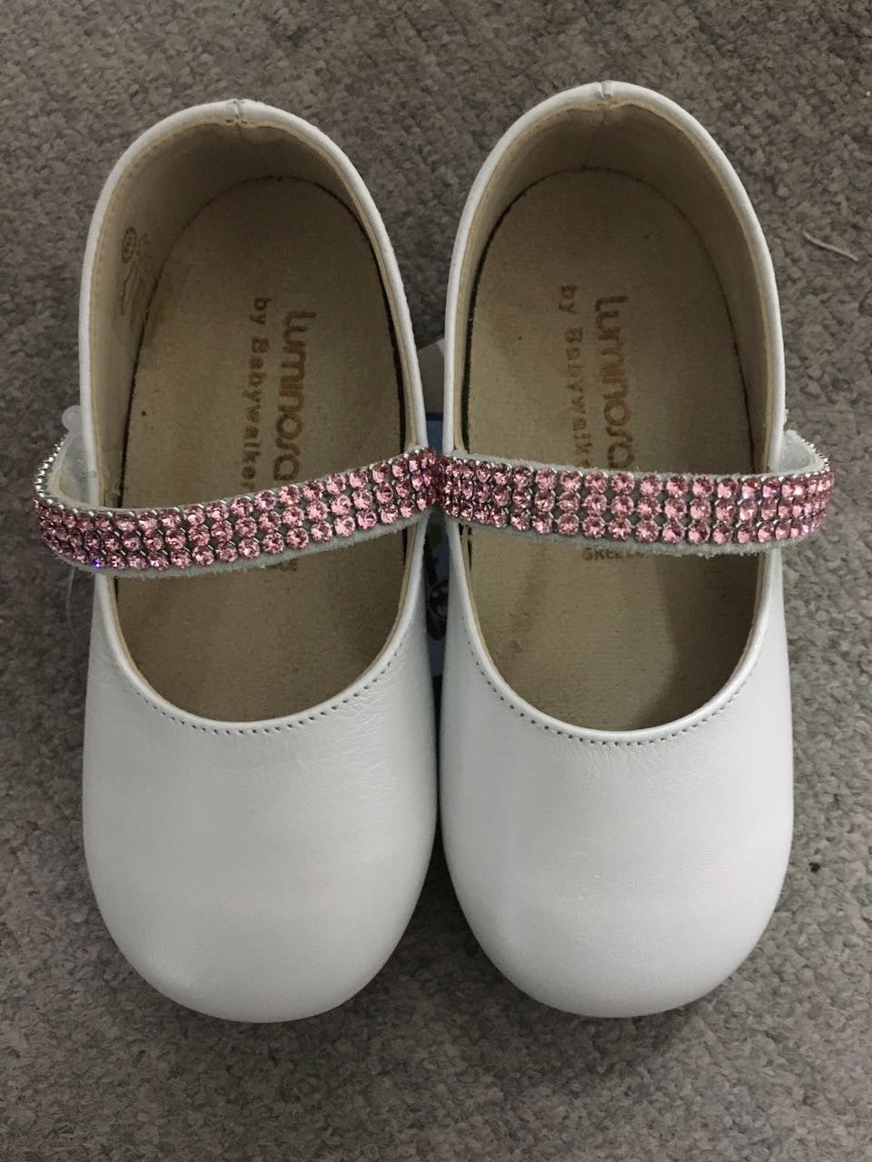 Baby Girls White Leather Shoes With Pink Diamond Trims