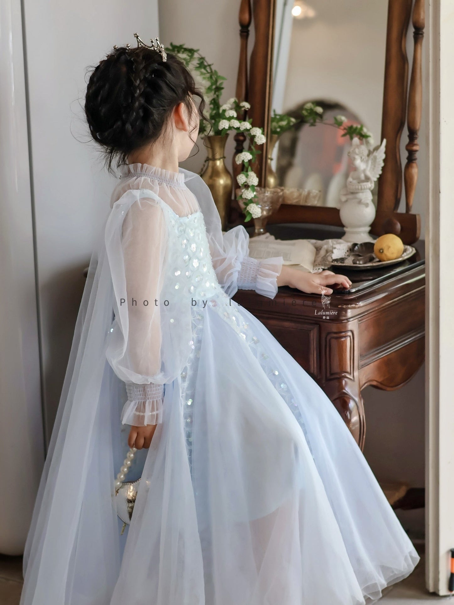 女童浅蓝色长纱袖冰雪公主裙