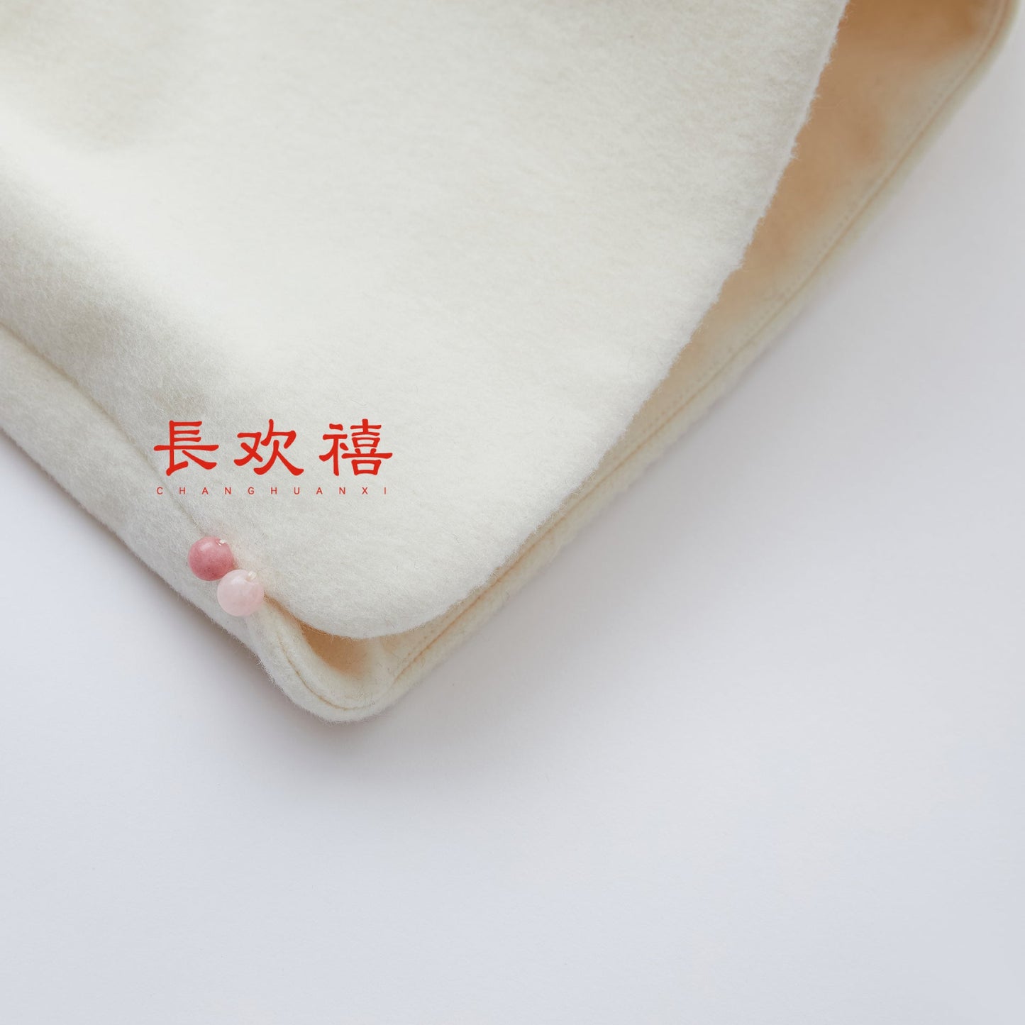 女童白色"朱玉"羊毛短裤