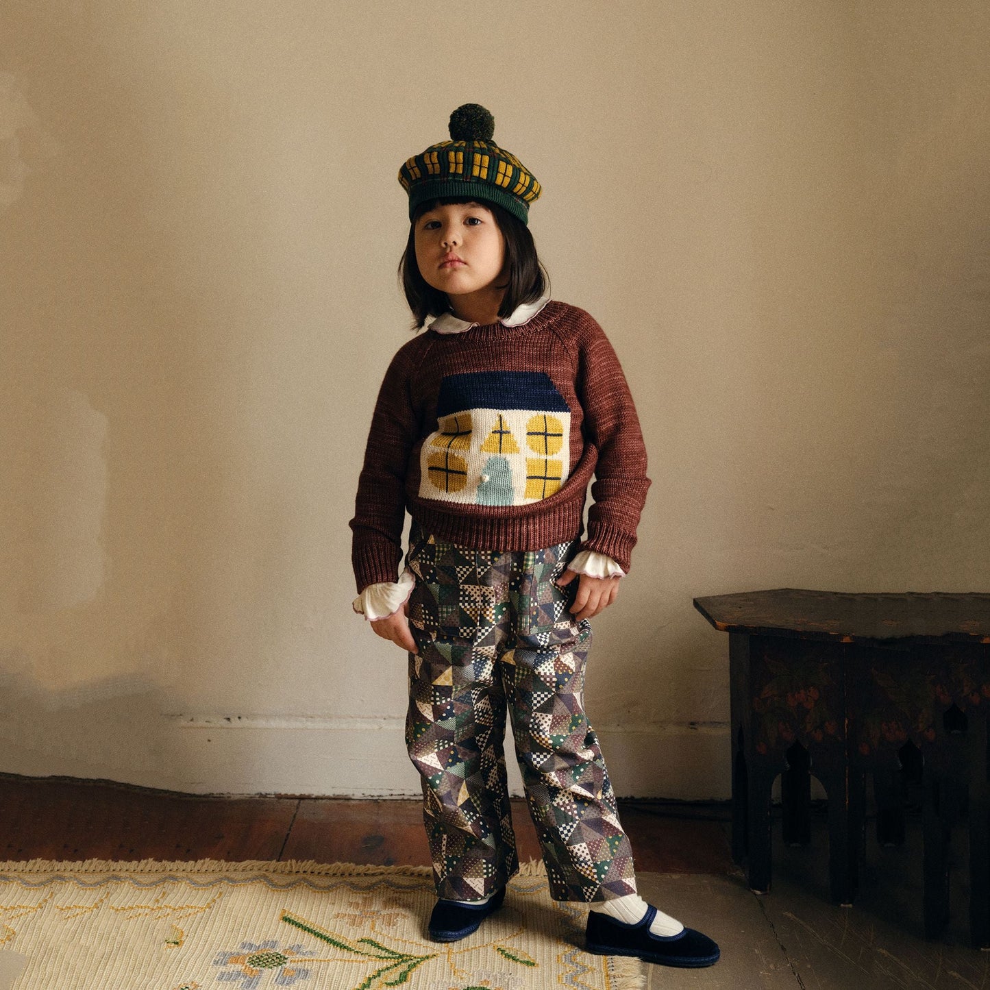 儿童砖红色房子提花羊毛毛衣