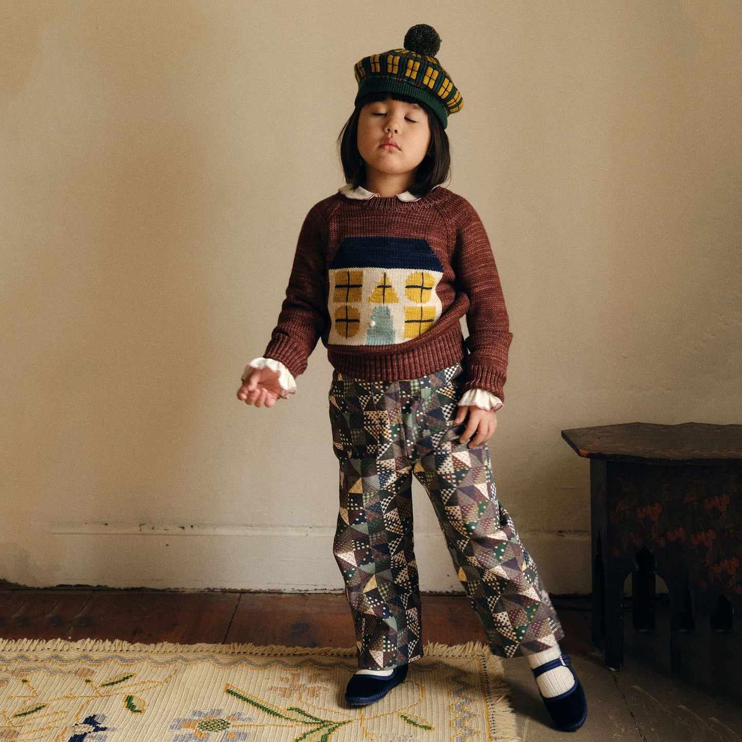 儿童砖红色房子提花羊毛毛衣