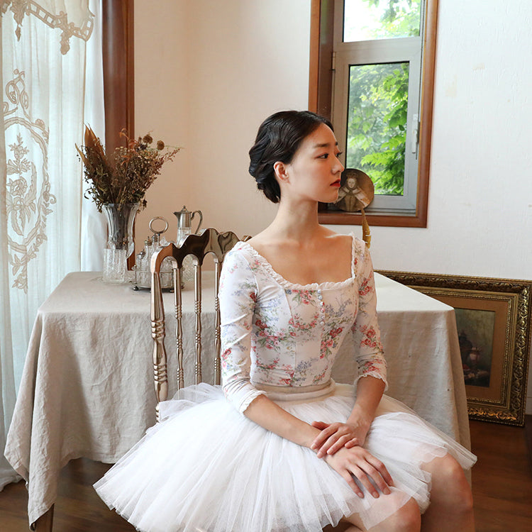 女士白色碎花芭蕾舞连体衣