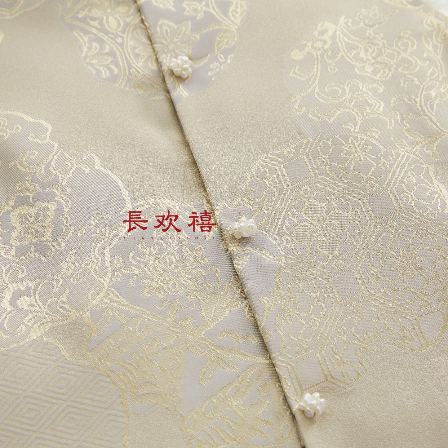 女童米色"花窗景"加棉马甲