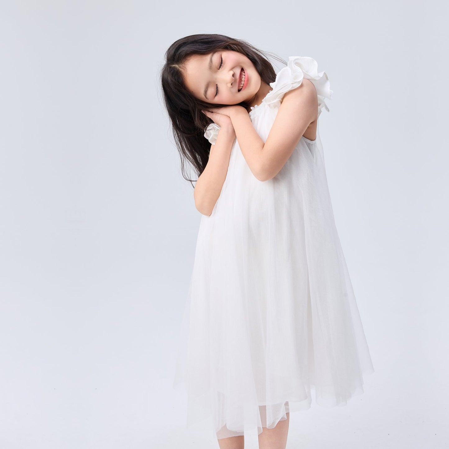 女童白色玫瑰袖连衣裙