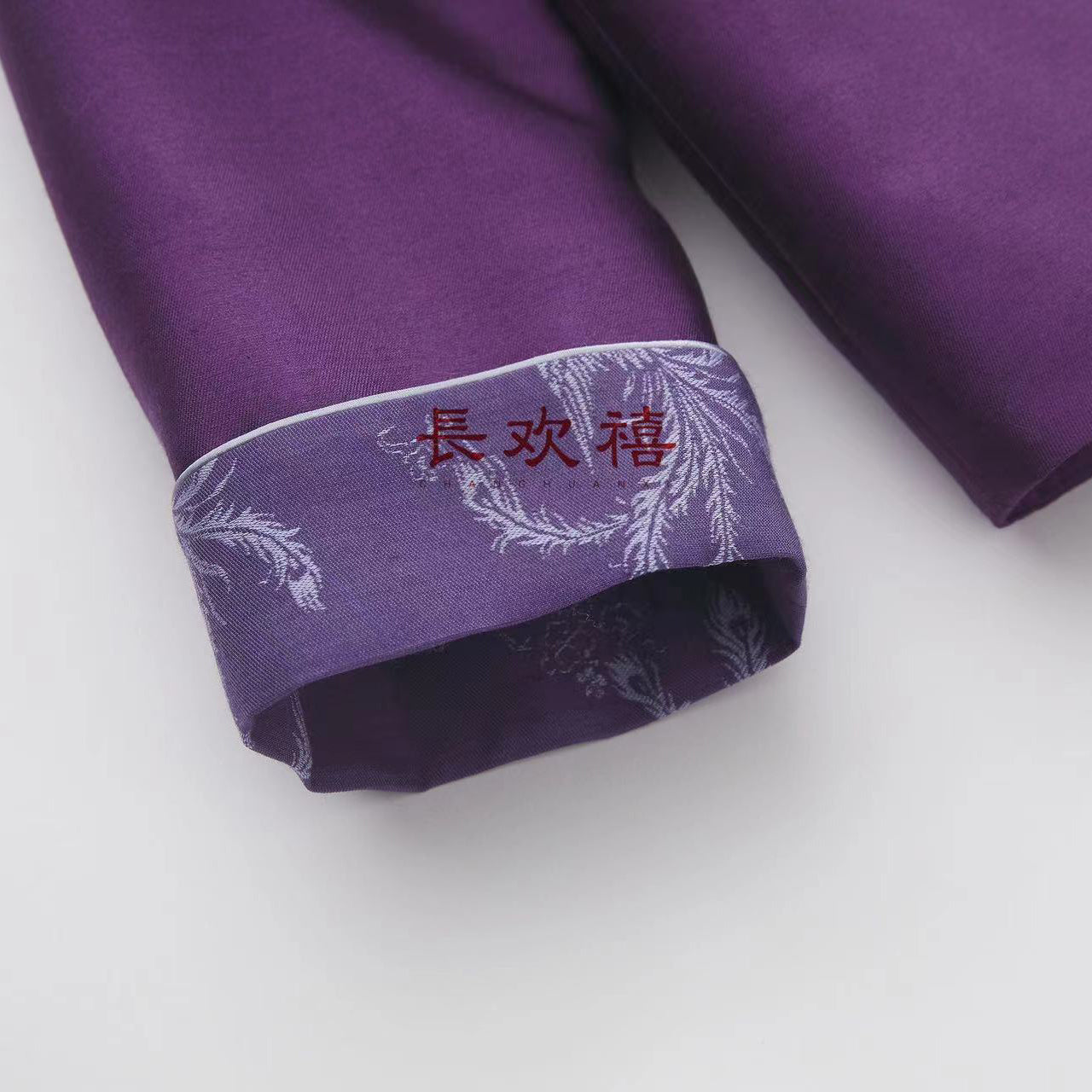 儿童紫色"龙在云中"加棉外套