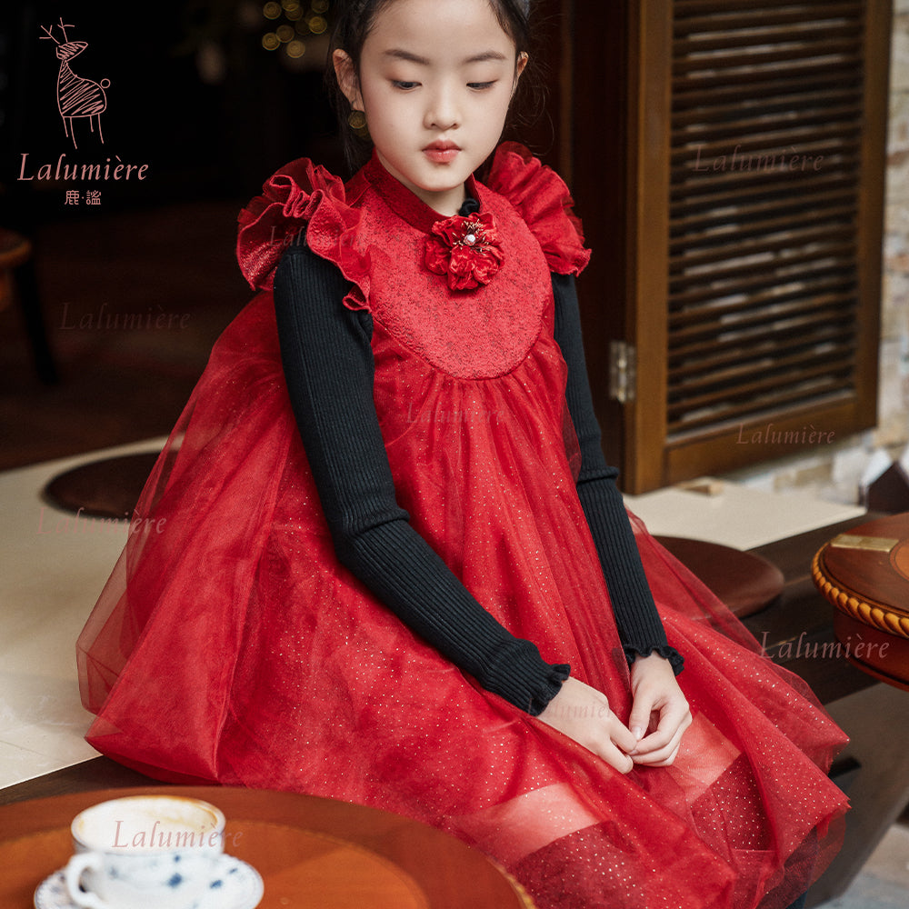 女童红色飞袖新年礼服裙(胸花可拆卸)加68元可获得价值188元限量笔记本+品牌插画贴纸