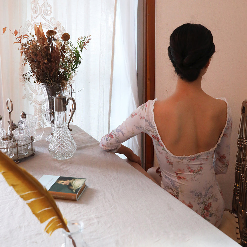 女士白色碎花芭蕾舞连体衣