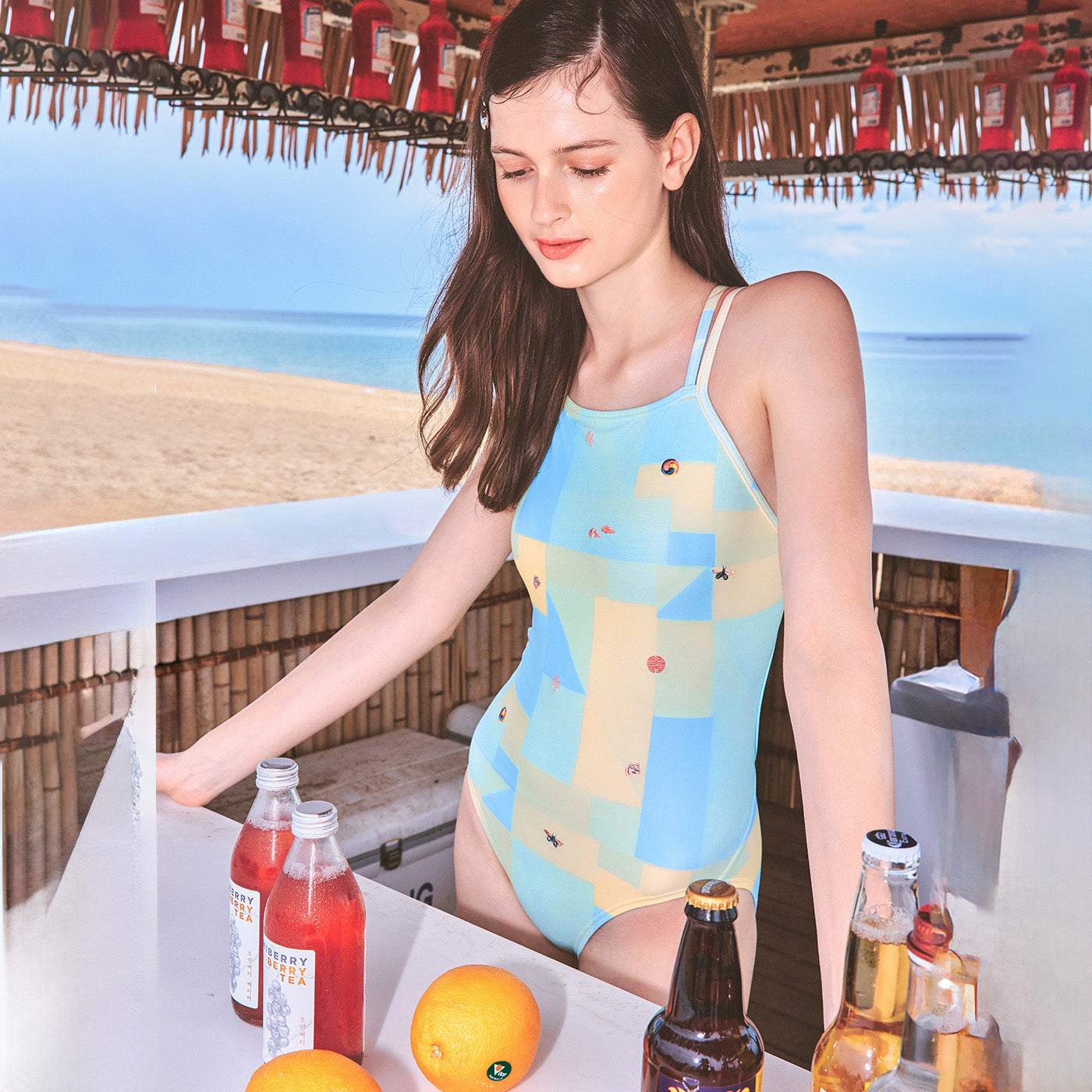 女士彩色印花专业泳衣