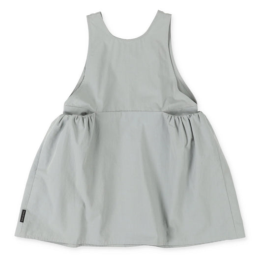 女童绿色连衣裙