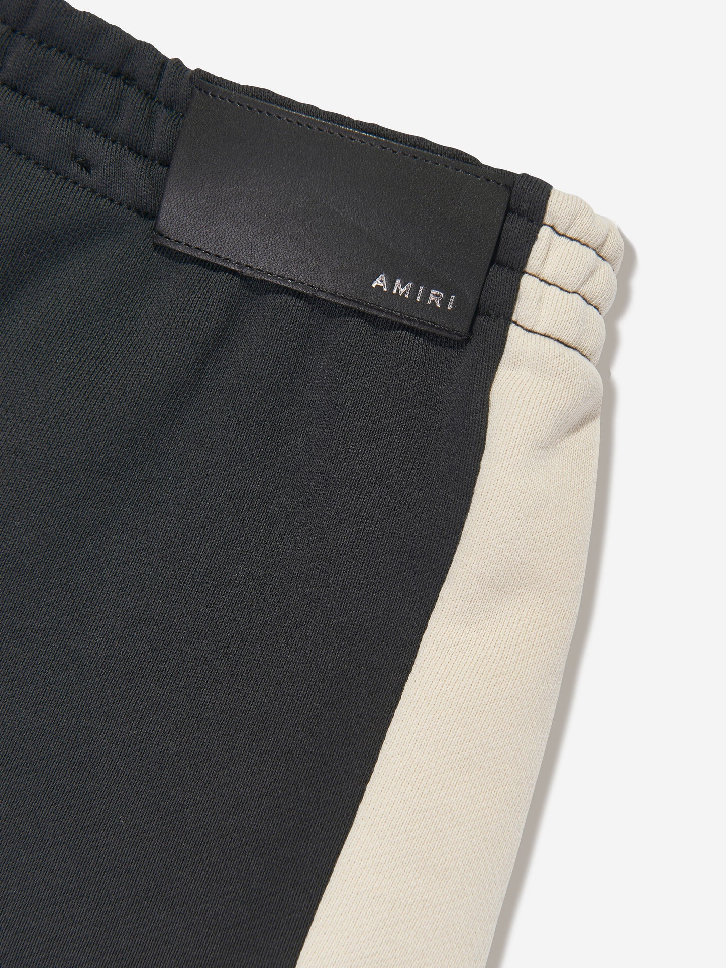 Amiri Kids MA 学院风短裤(黑色)