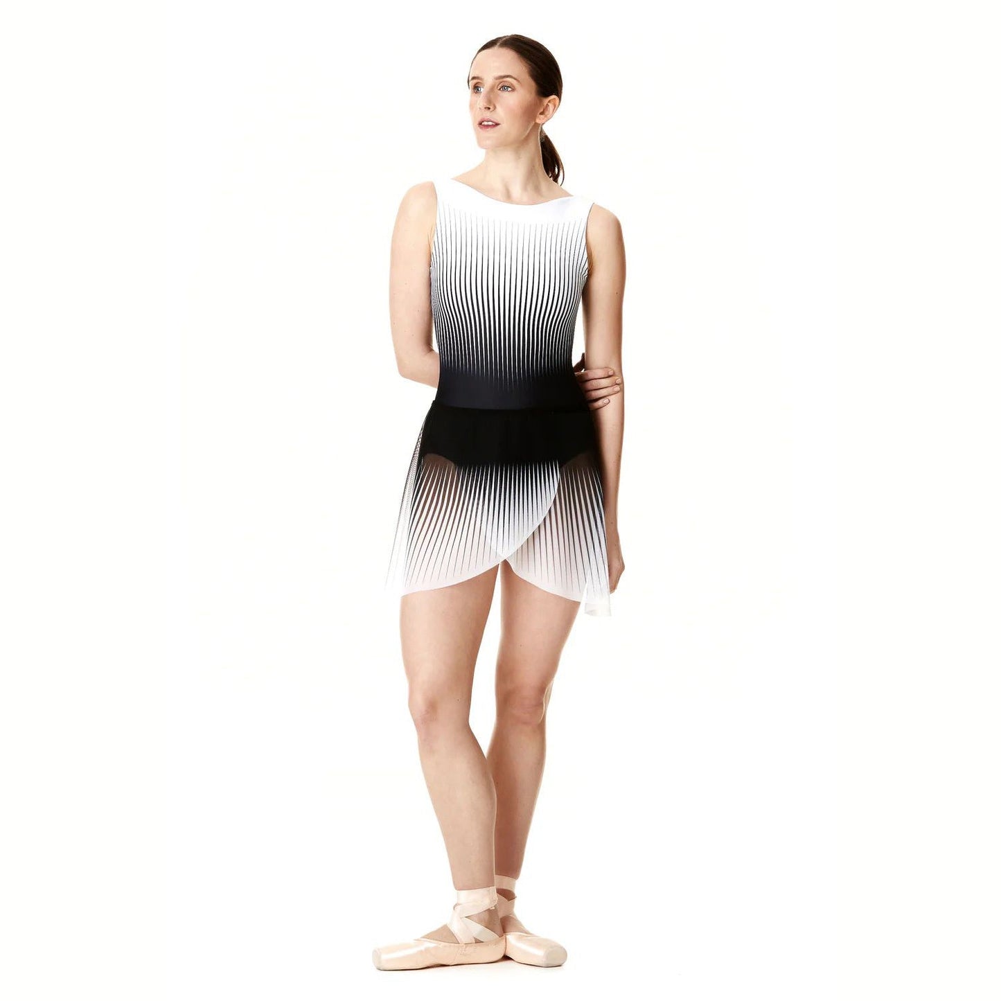 女士黑色&白色芭蕾舞短裙(AVID SKIRT/WHITE TO BLACK)
