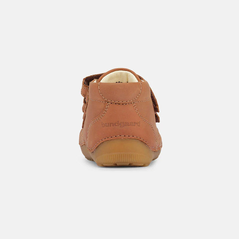 婴儿浅棕色"Petit Strap"学步鞋