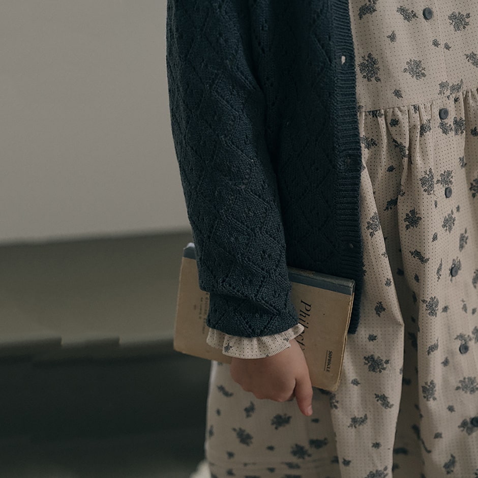 女童米色碎花棉连衣裙