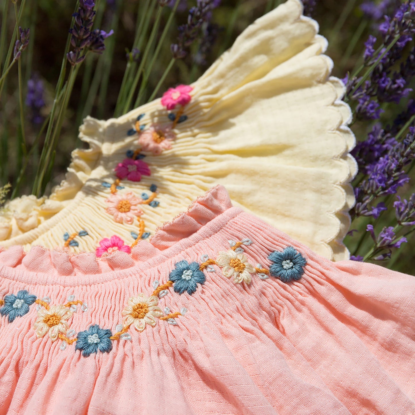 女童粉色刺绣棉连衣裙