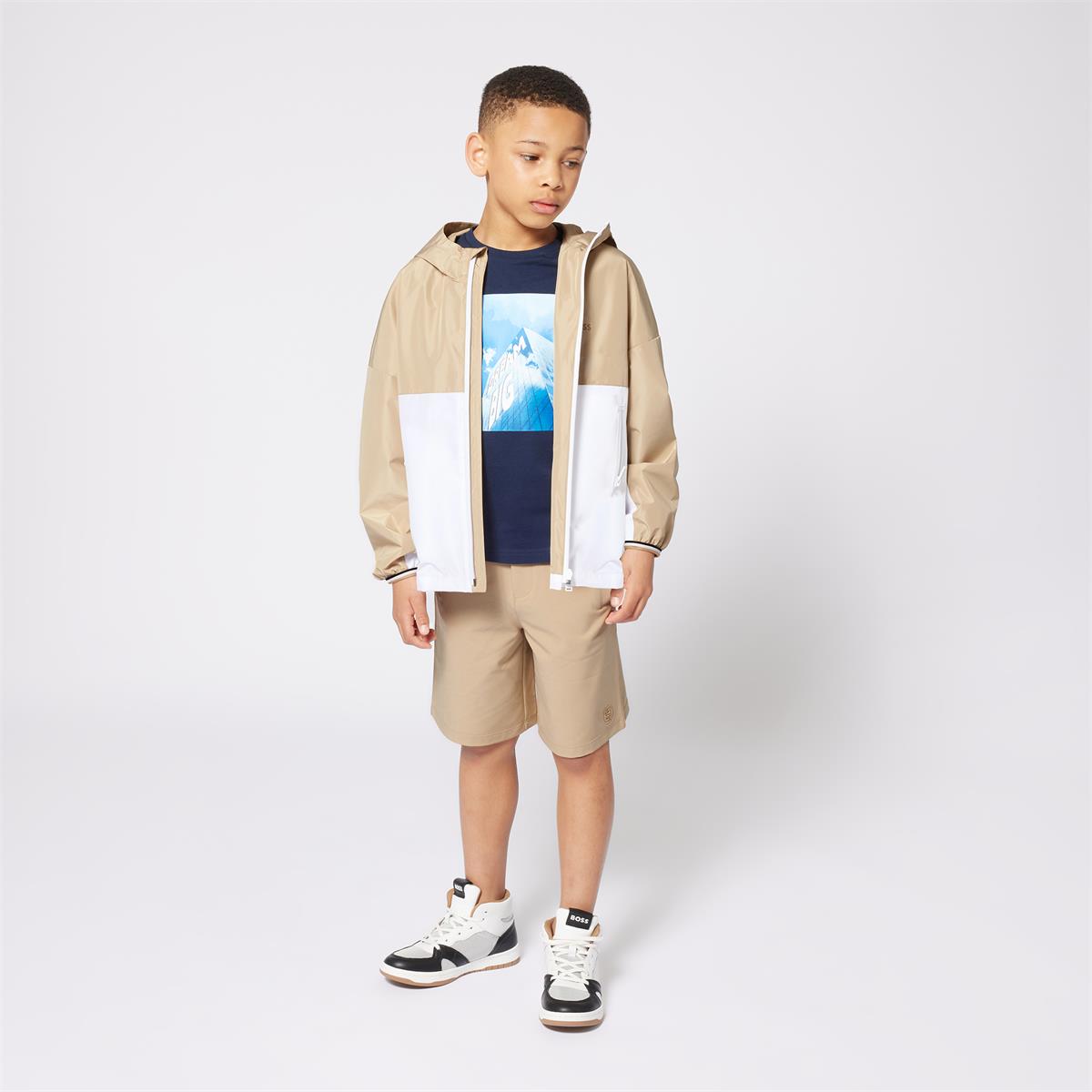 COUPE-VENT A CAPUCHE