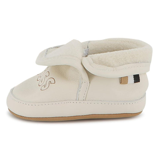 CHAUSSONS