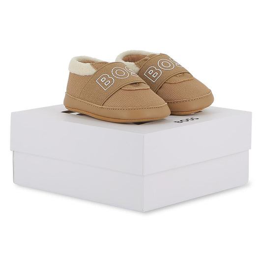 CHAUSSONS