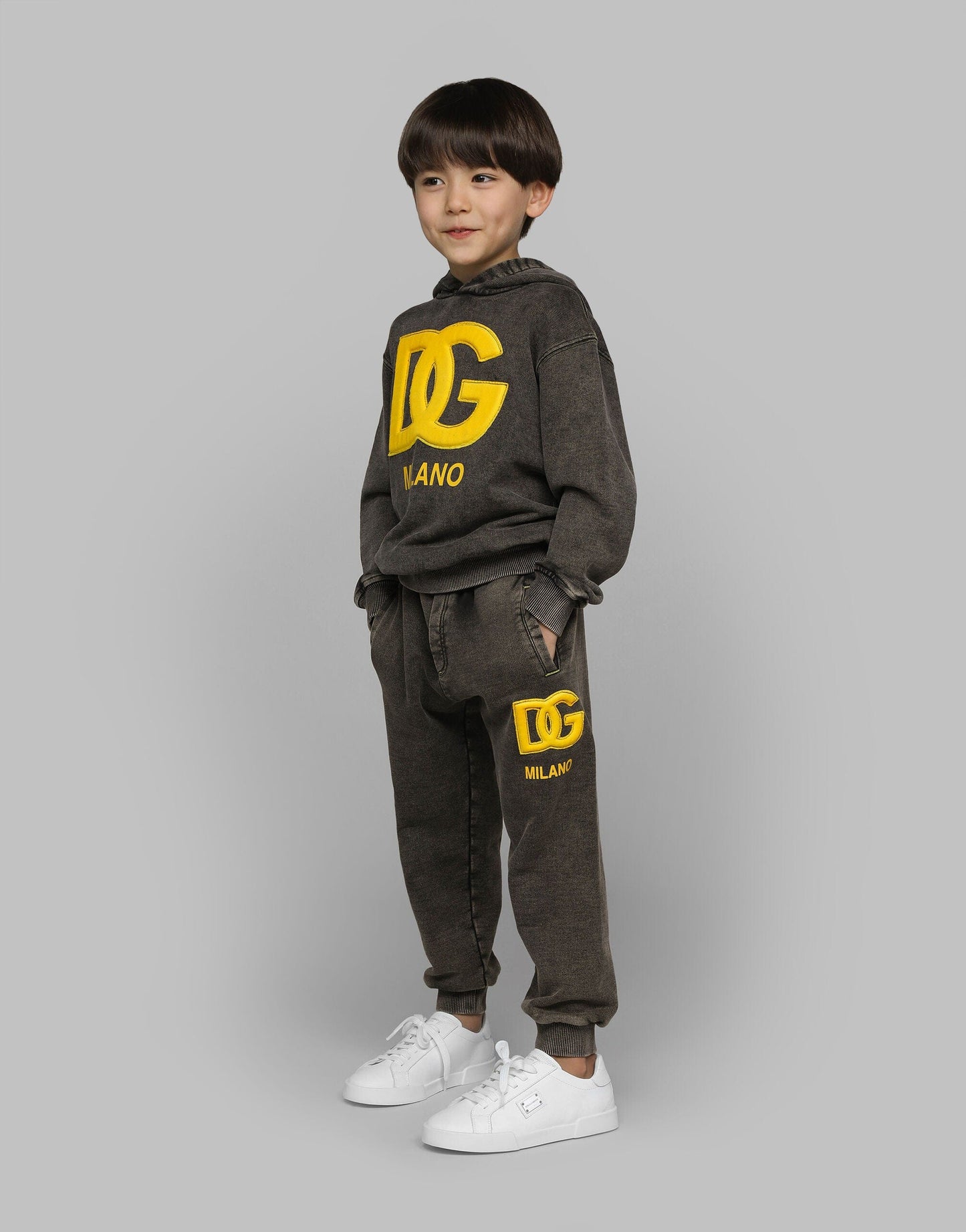 Dolce & Gabbana Boys Milano 徽标连帽衫(黑色)