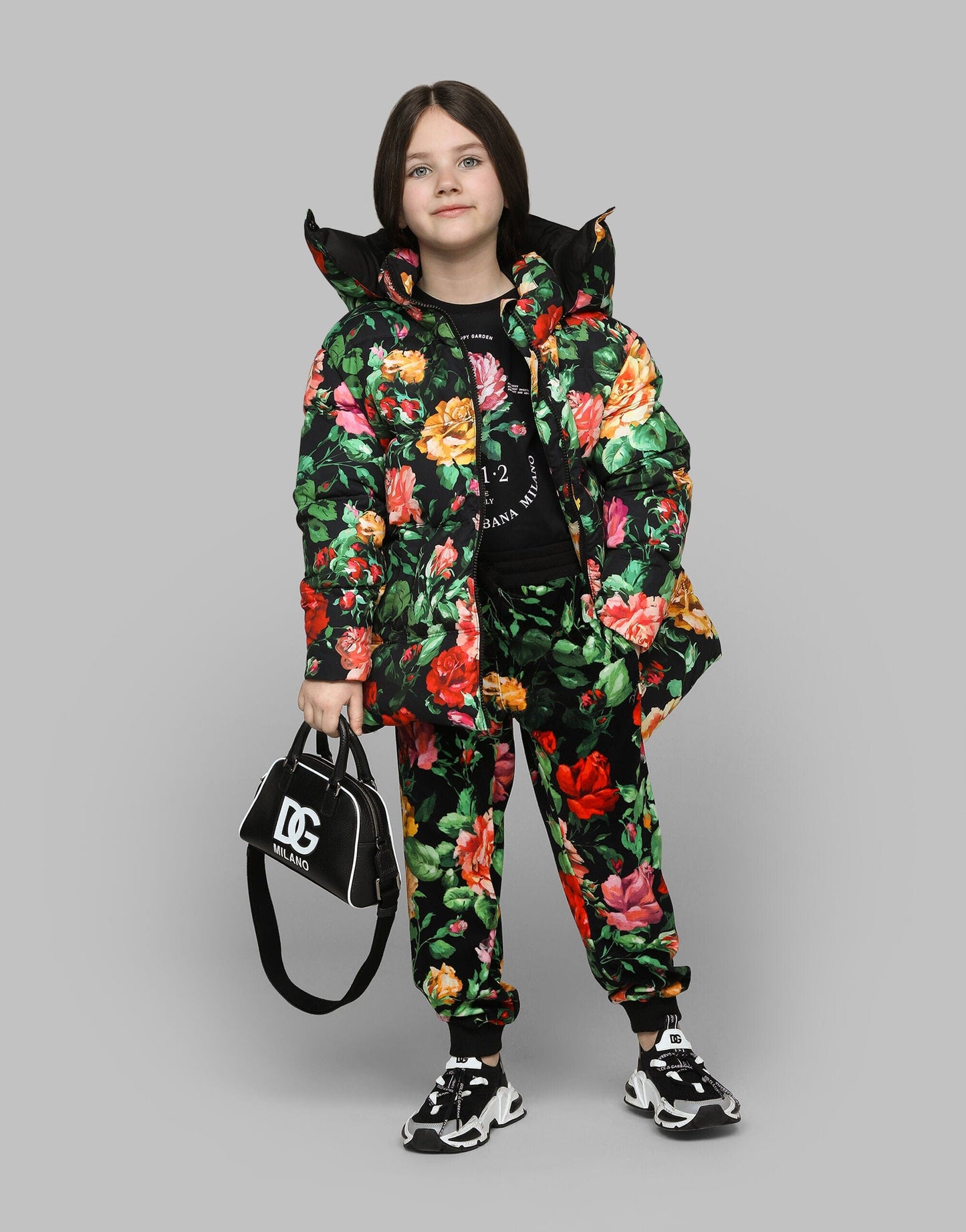 Dolce & Gabbana 女童羽绒加垫玫瑰夹克(多色)