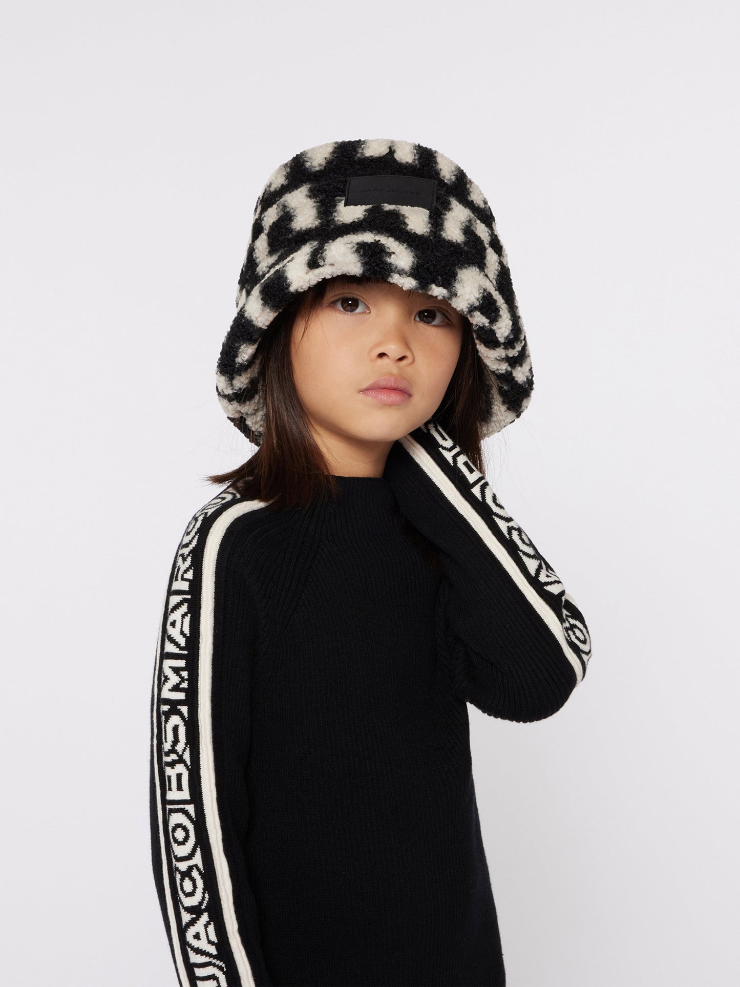 MARC JACOBS Kids Faux Shearling Bucket Hat in Black