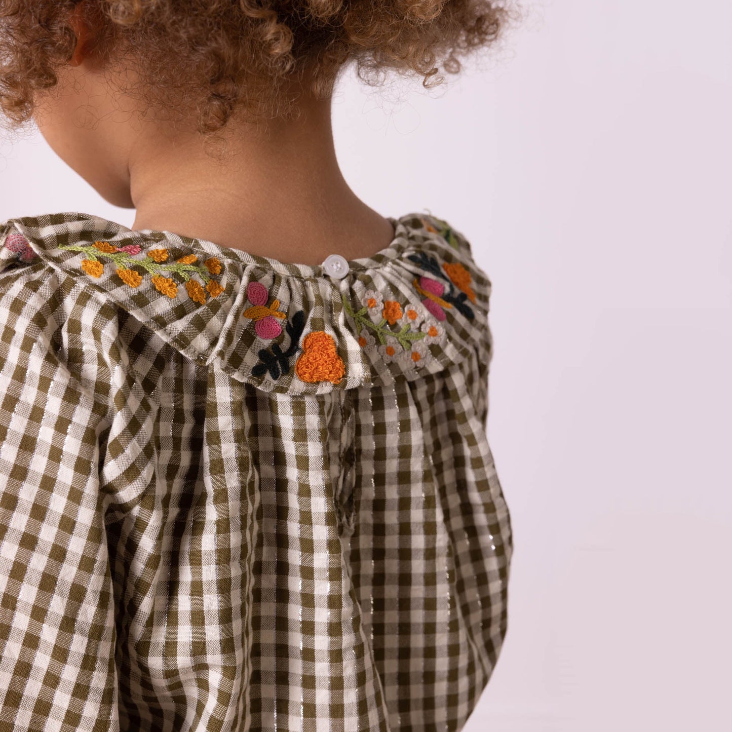 女童绿色格子刺绣棉上衣