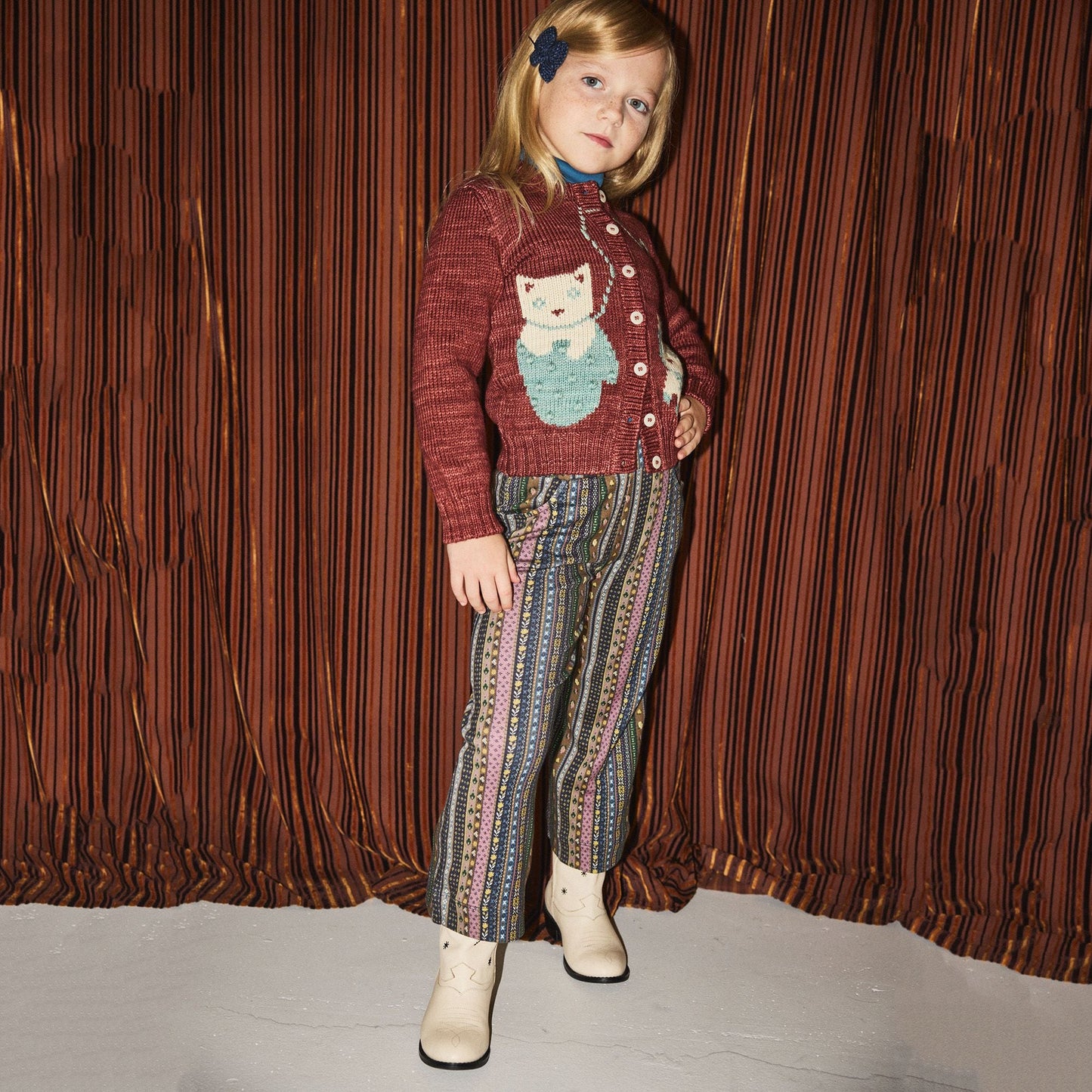 婴儿砖红色猫咪羊毛开衫