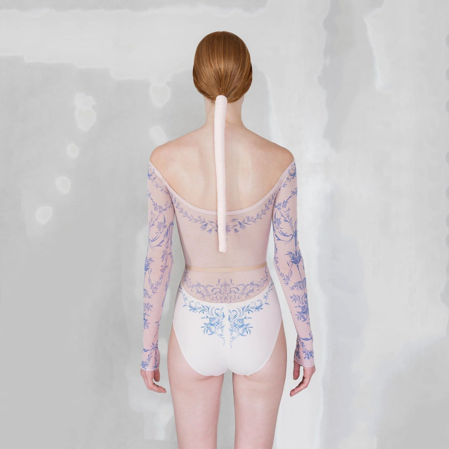 女士珍珠粉"PORCELAIN SKIN"长袖芭蕾舞连体衣(252LE26VC/pearl blush/cobalt blue)