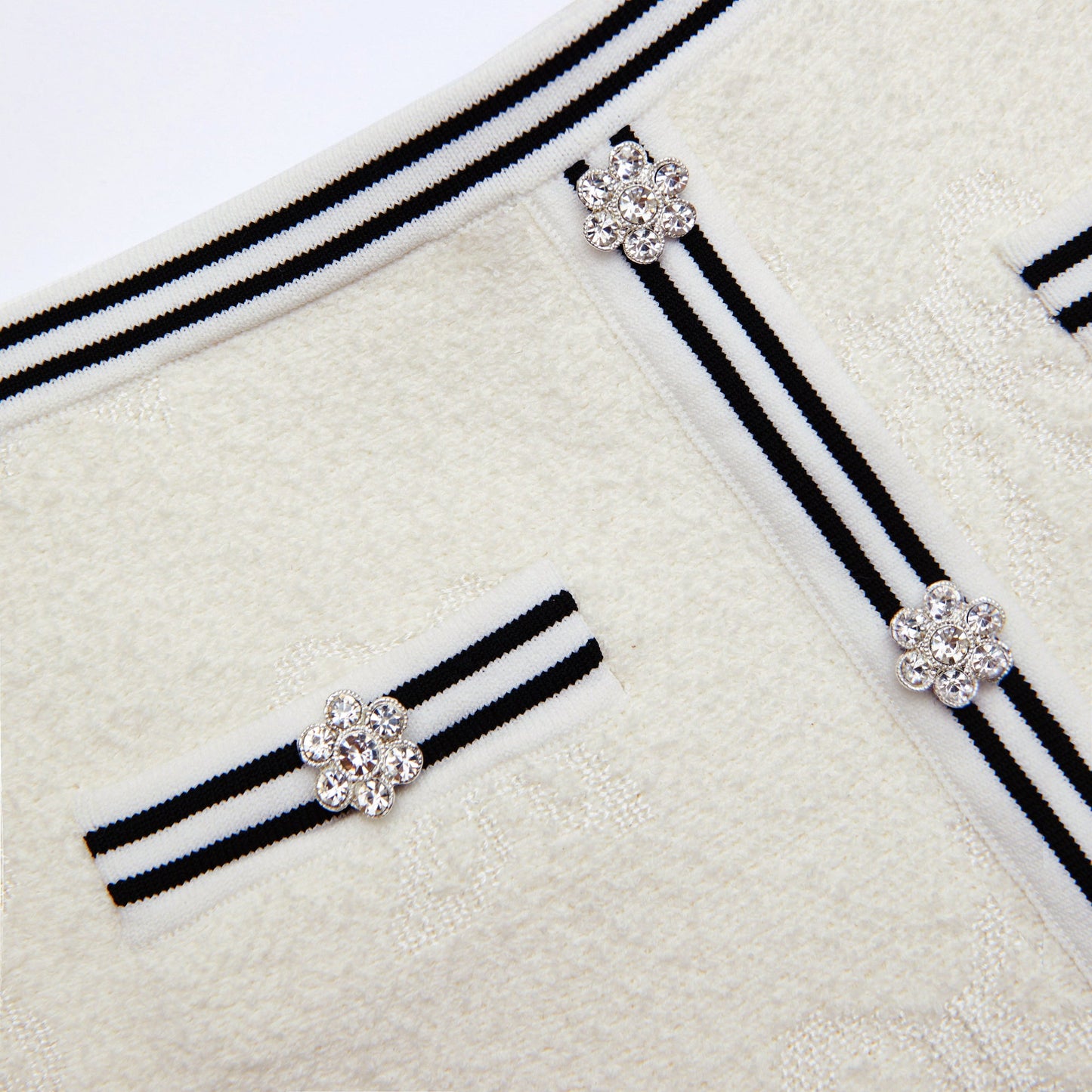 女童白色提花针织短裙