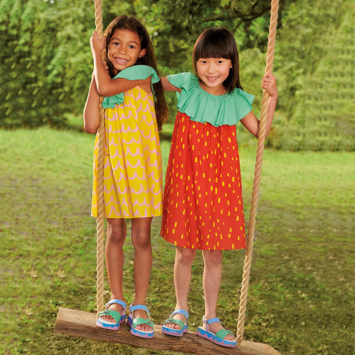 女童黄色荷叶边棉连衣裙