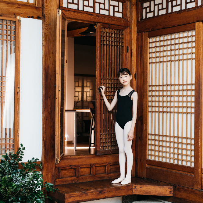 女童黑色芭蕾舞连体衣