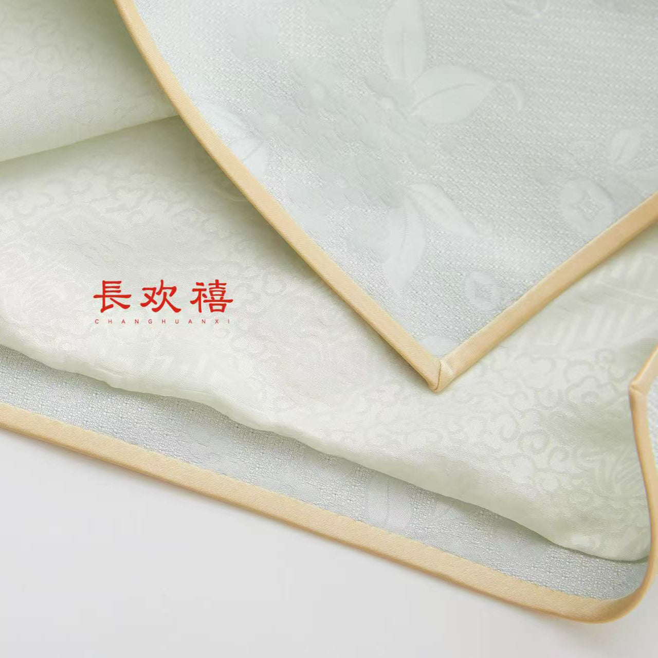 女童浅绿色"豆蔻年华"中式旗袍