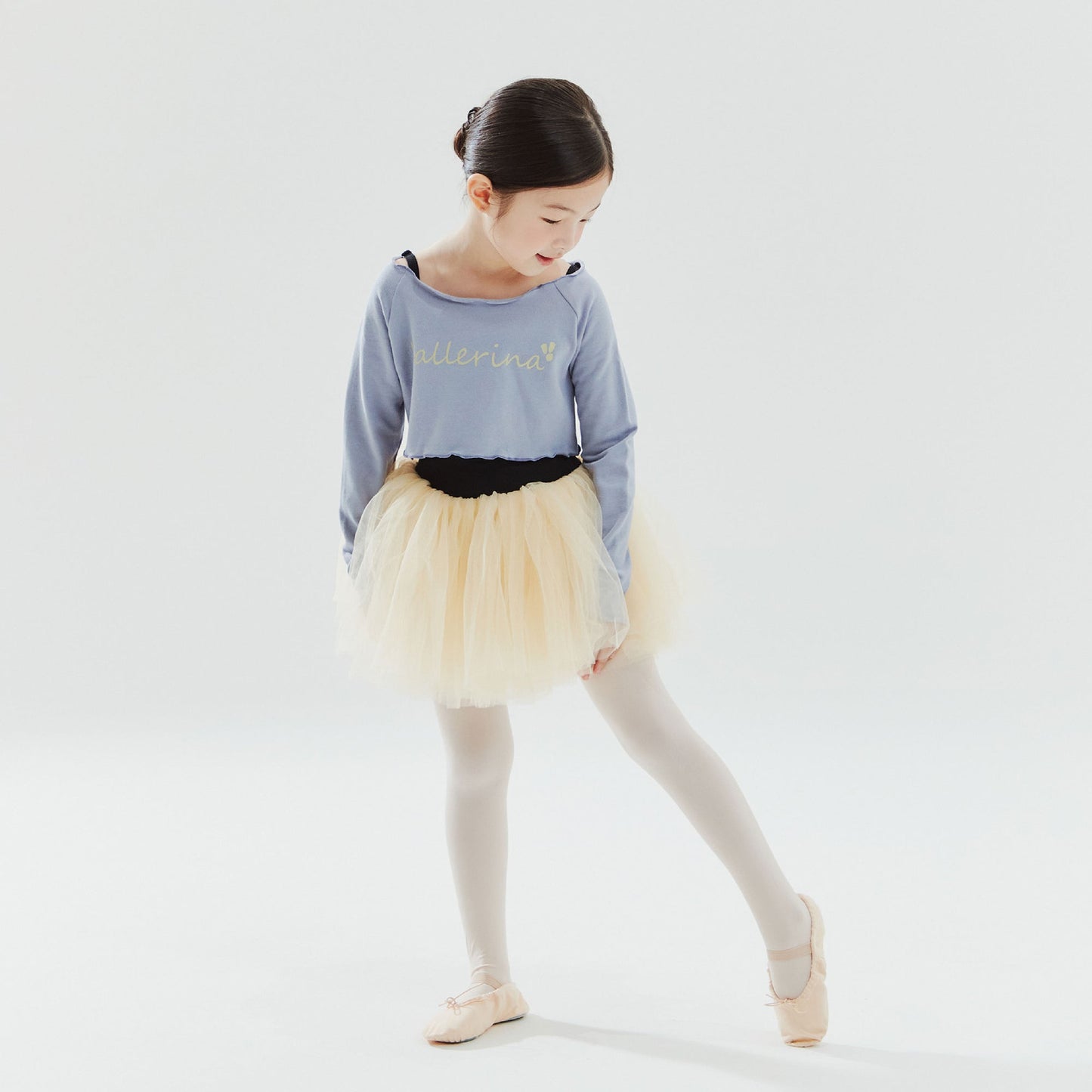 女童蓝色芭蕾舞短款T恤