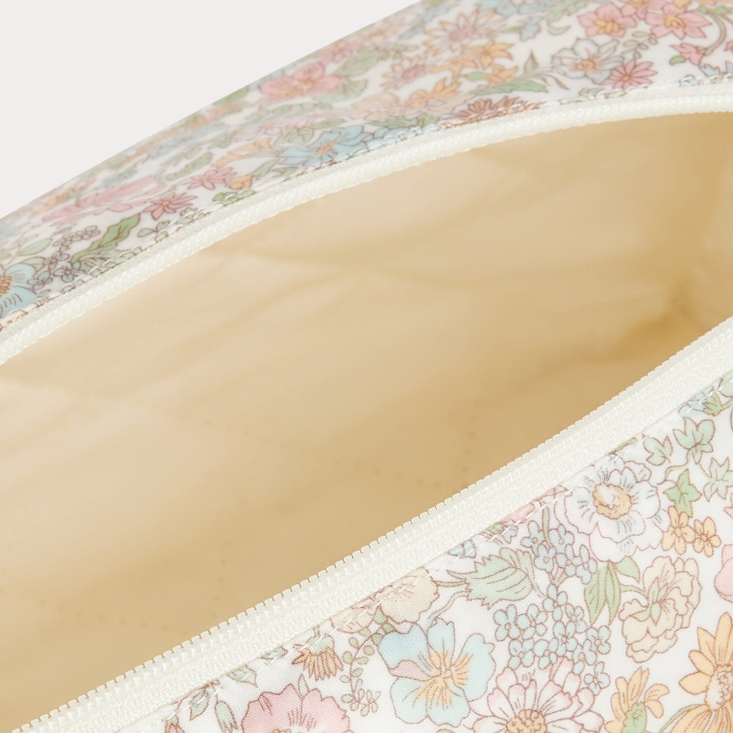 粉色碎花收纳包(长24x高14x深10cm)