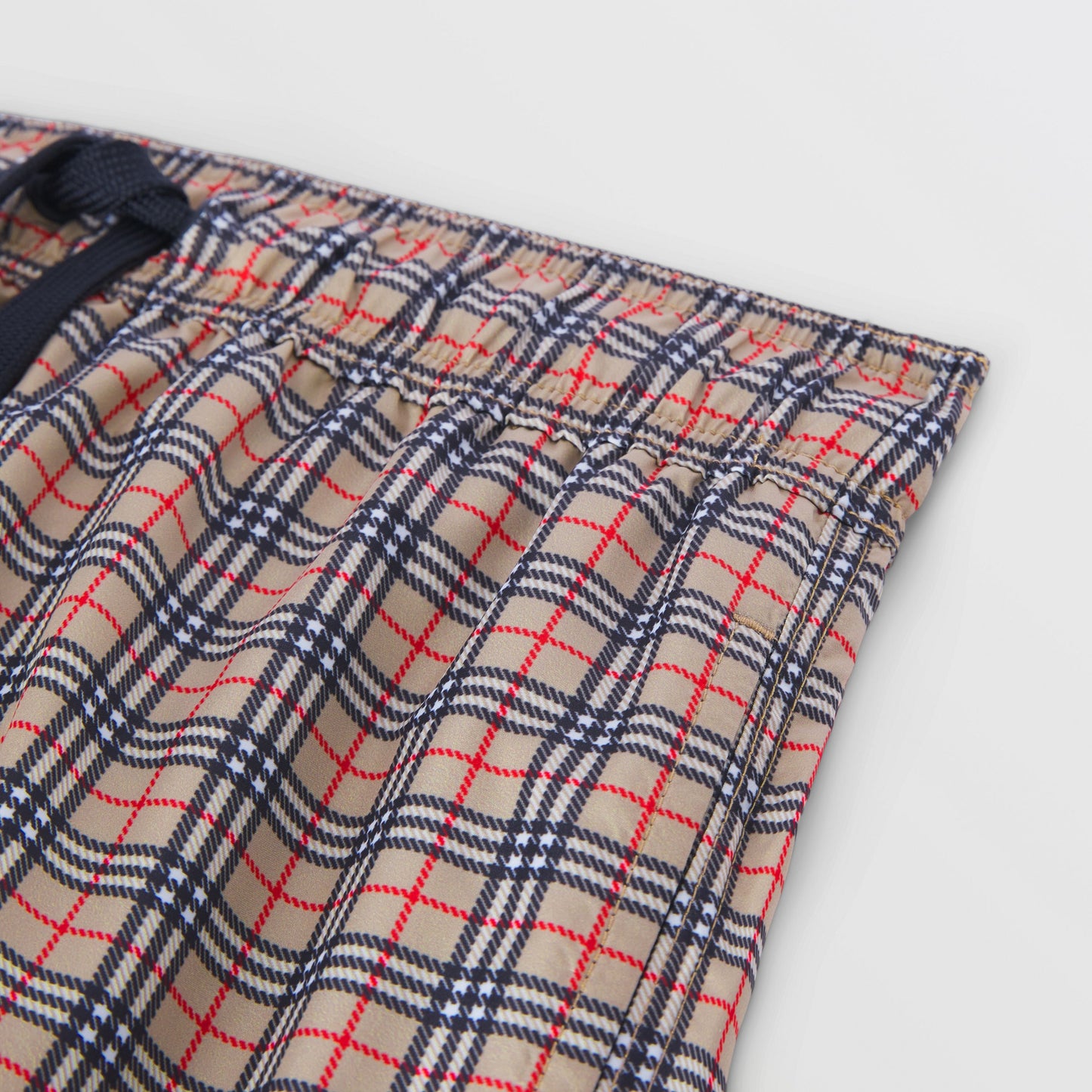 男童米色格子游泳短裤