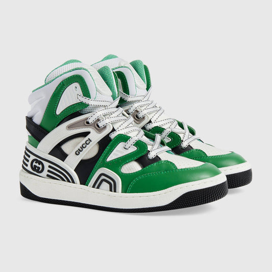 儿童绿色运动鞋