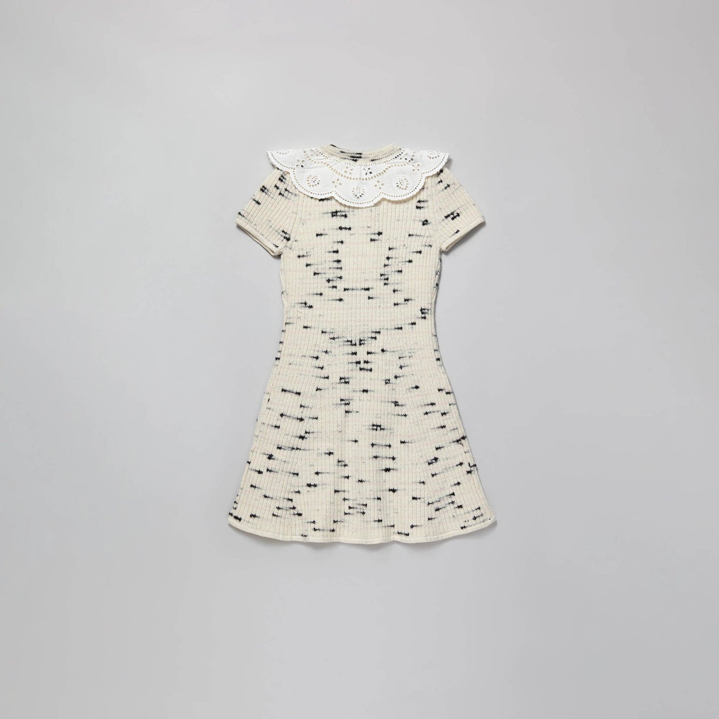女童象牙白针织连衣裙