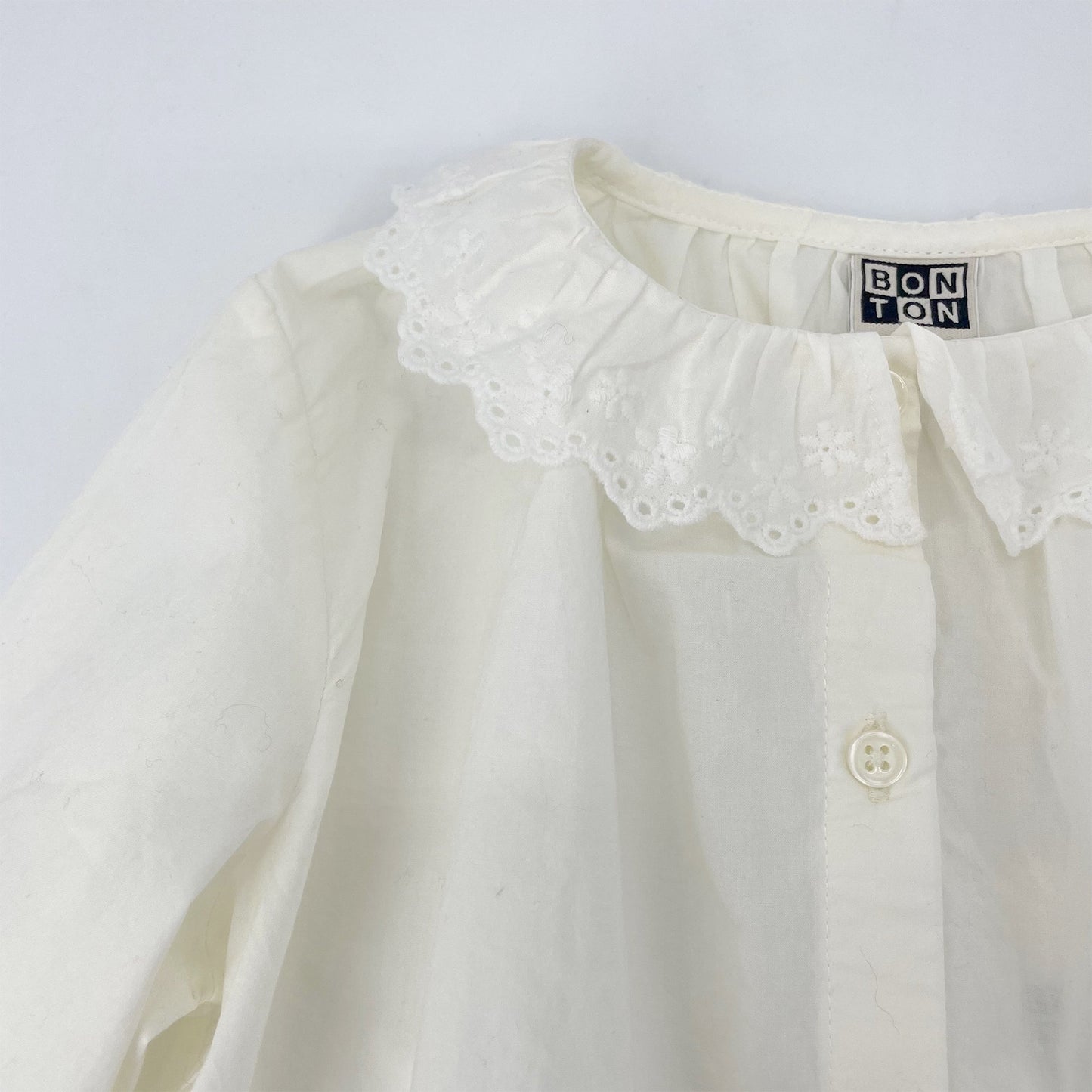 女童白色荷叶边棉衬衫