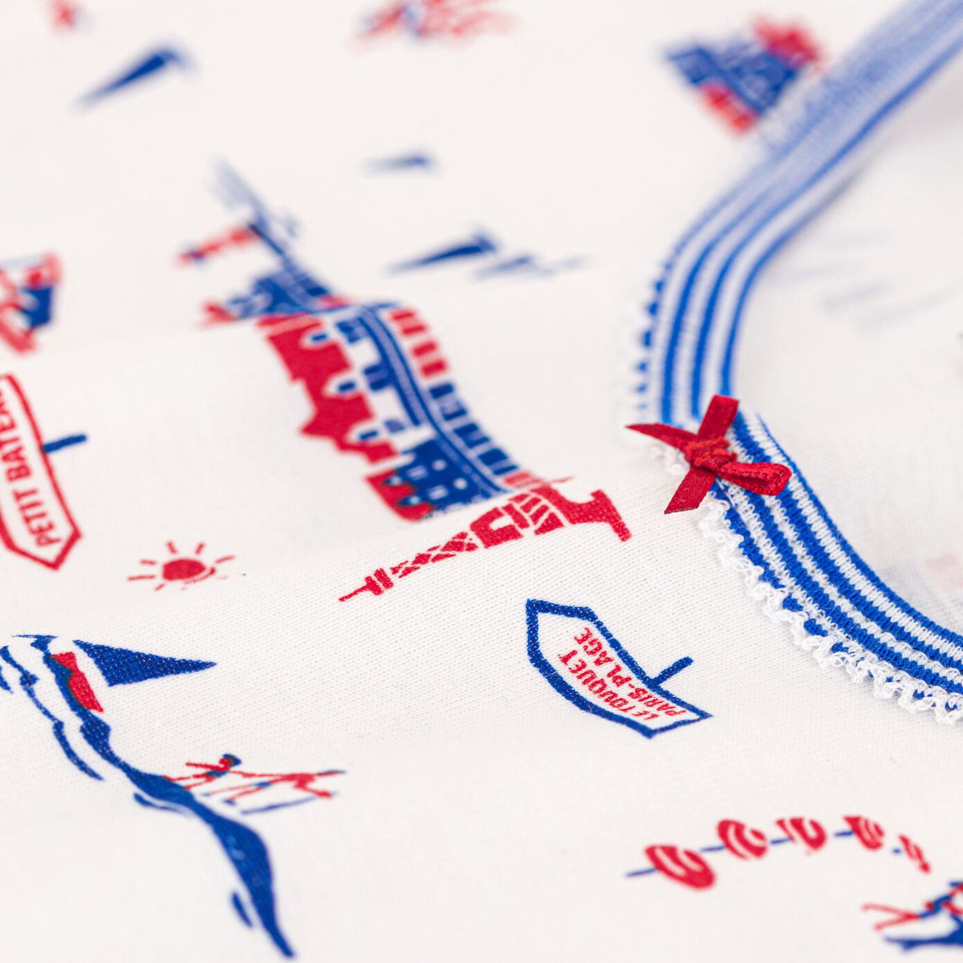 男童白色印花棉睡衣套装