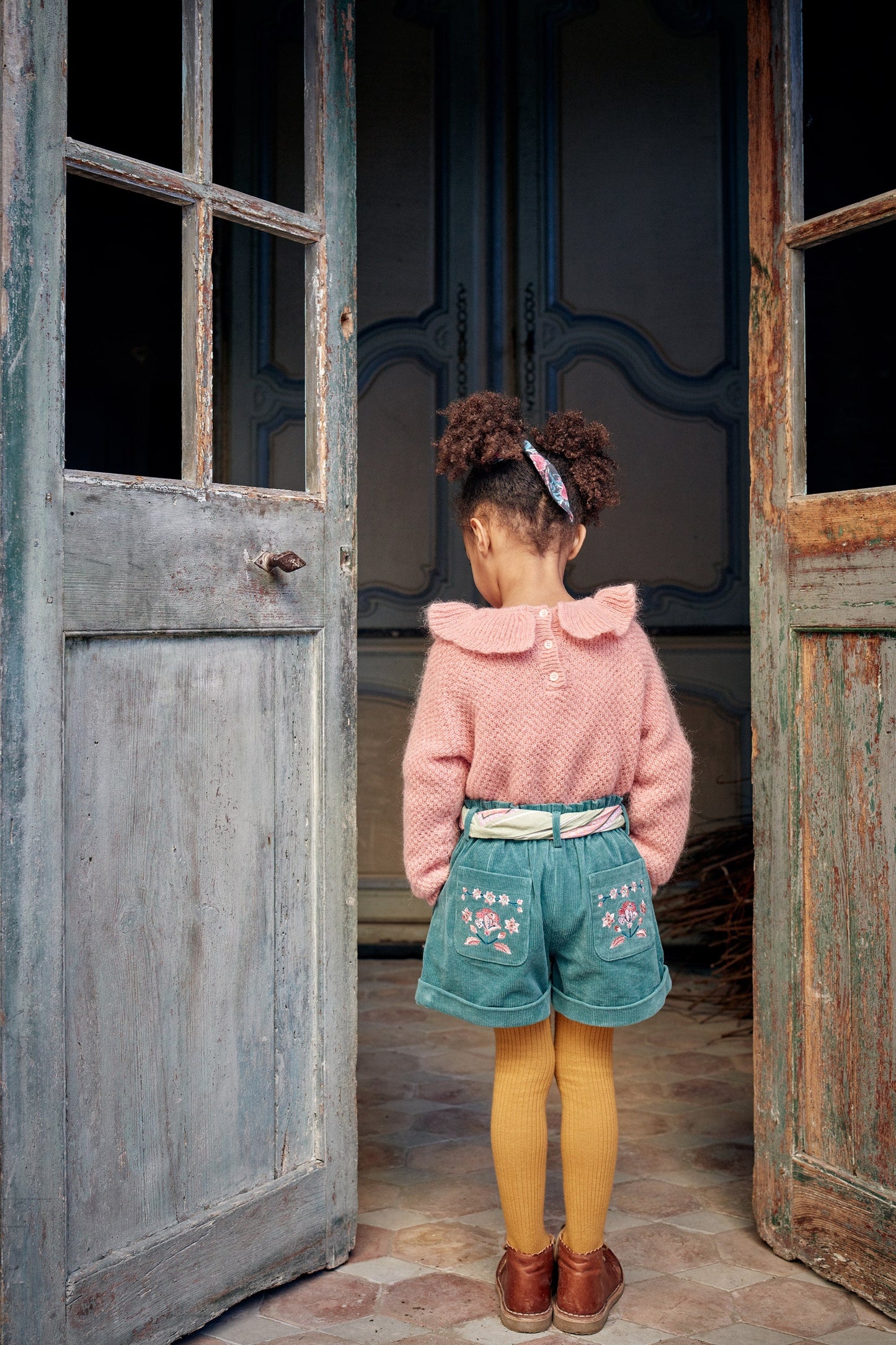 女童粉色荷叶边针织毛衣