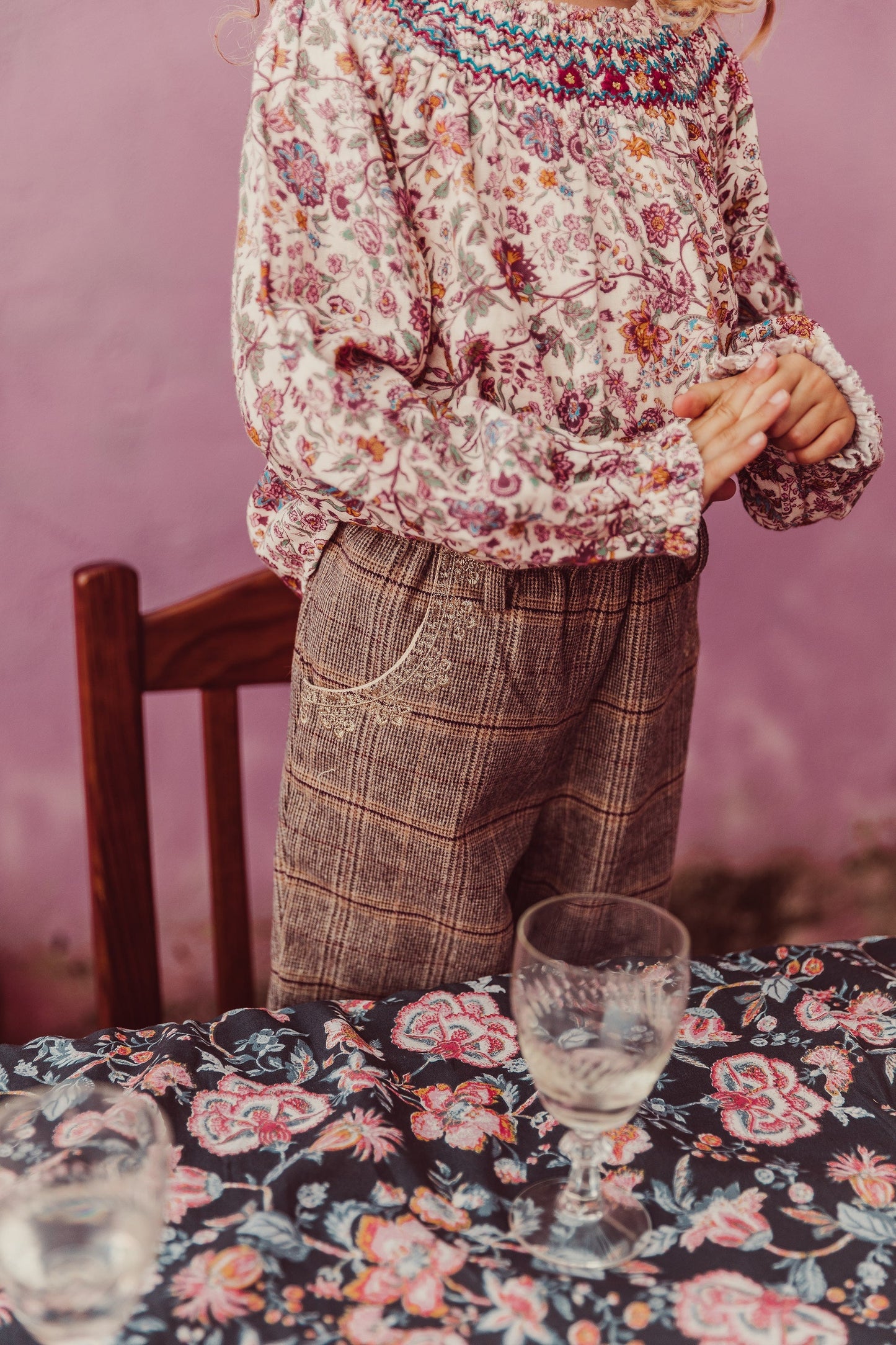 女童棕色格子羊毛长裤