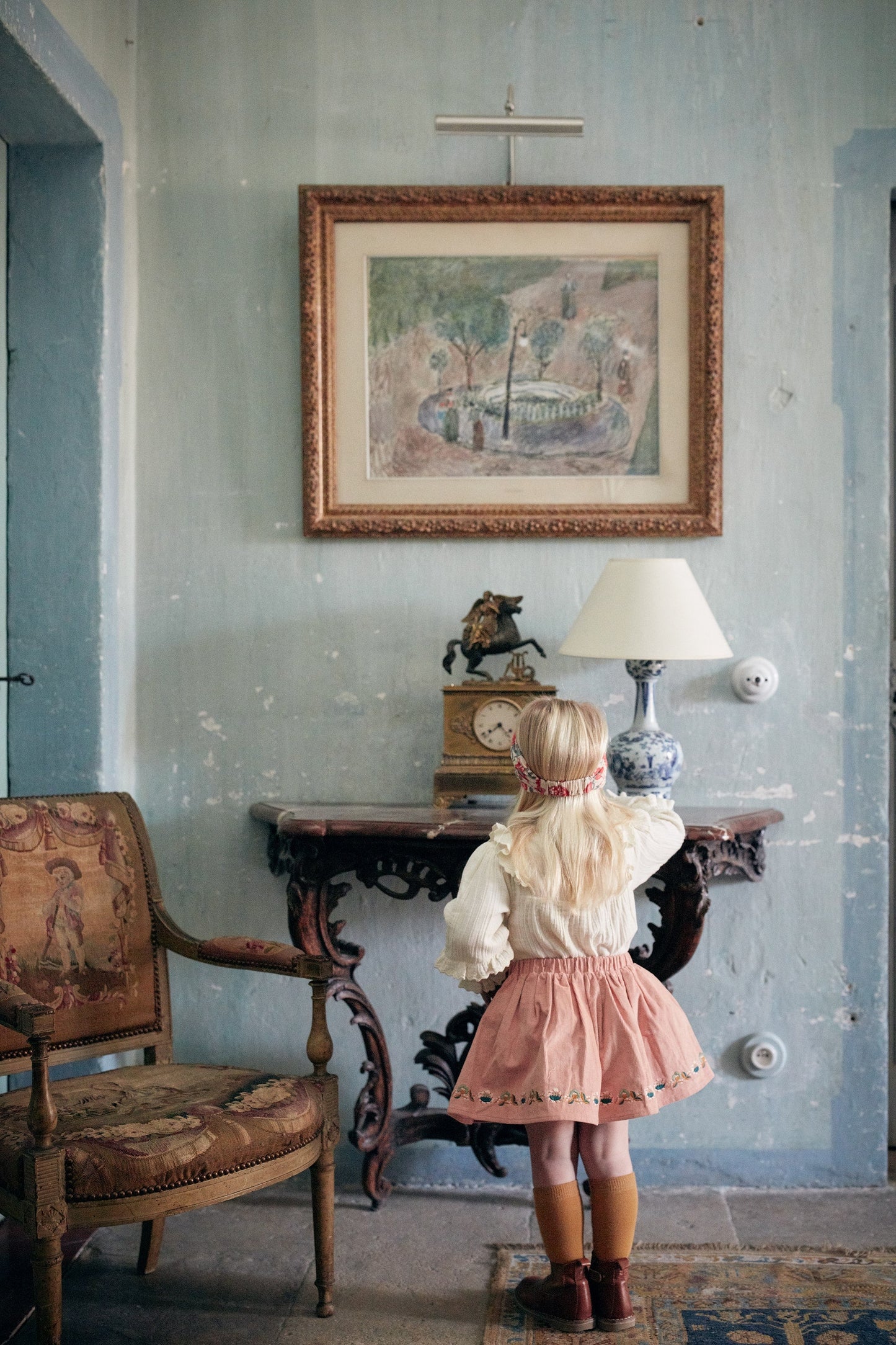 女童白色荷叶边棉衬衫