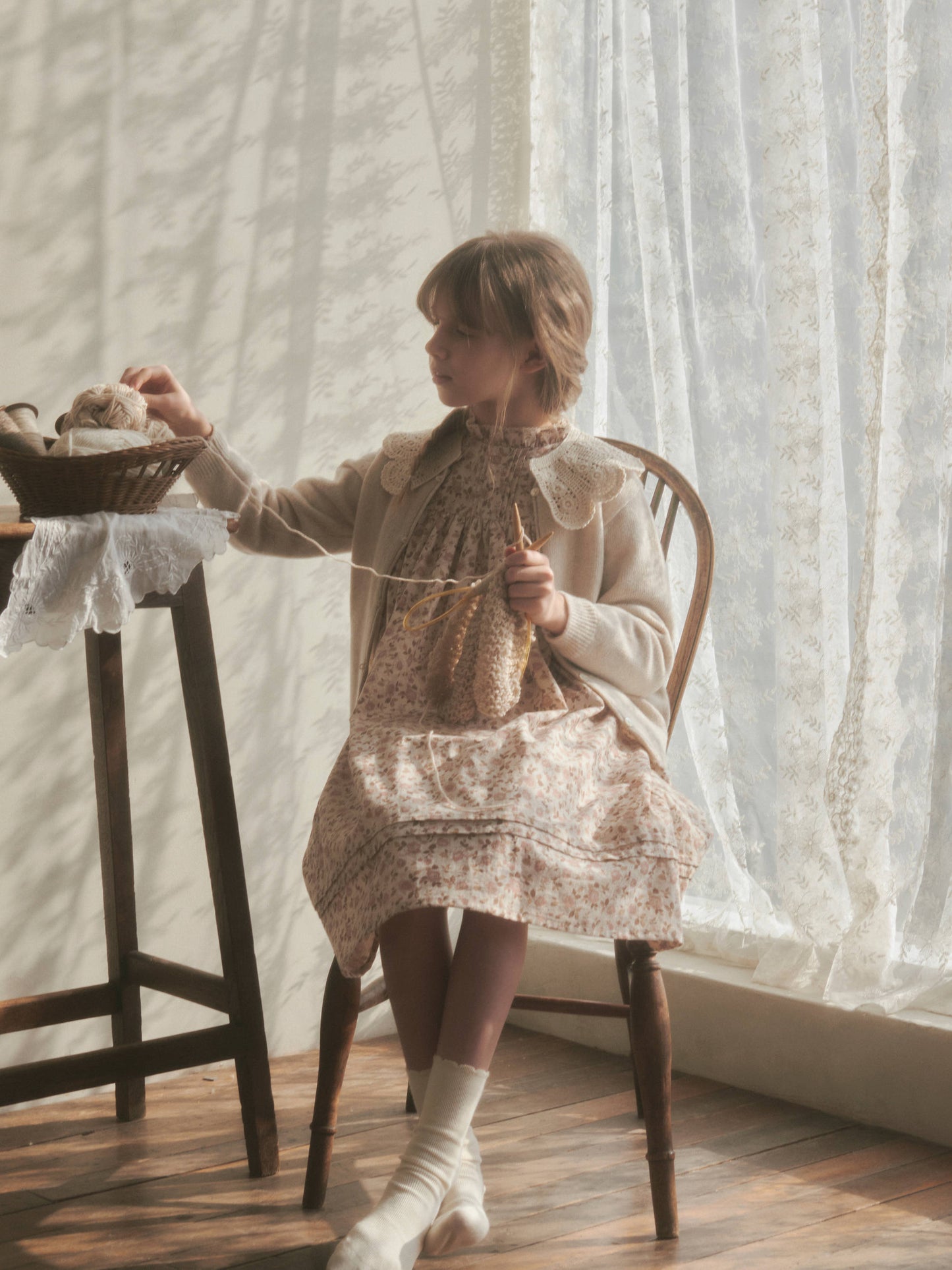 女童粉色碎花棉连衣裙