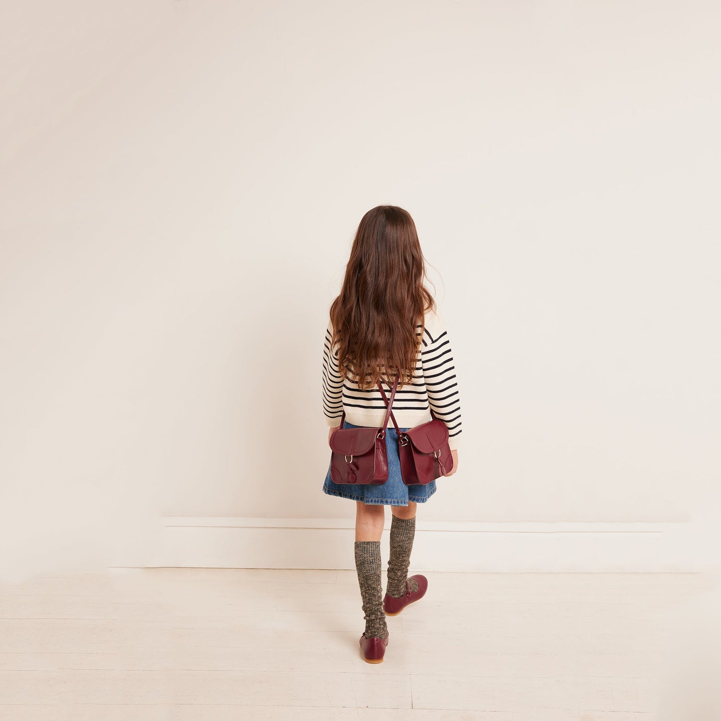 女童黑色条纹羊毛开衫