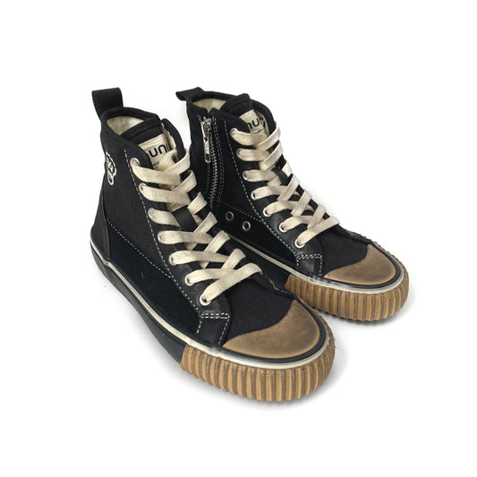 儿童黑色帆布鞋