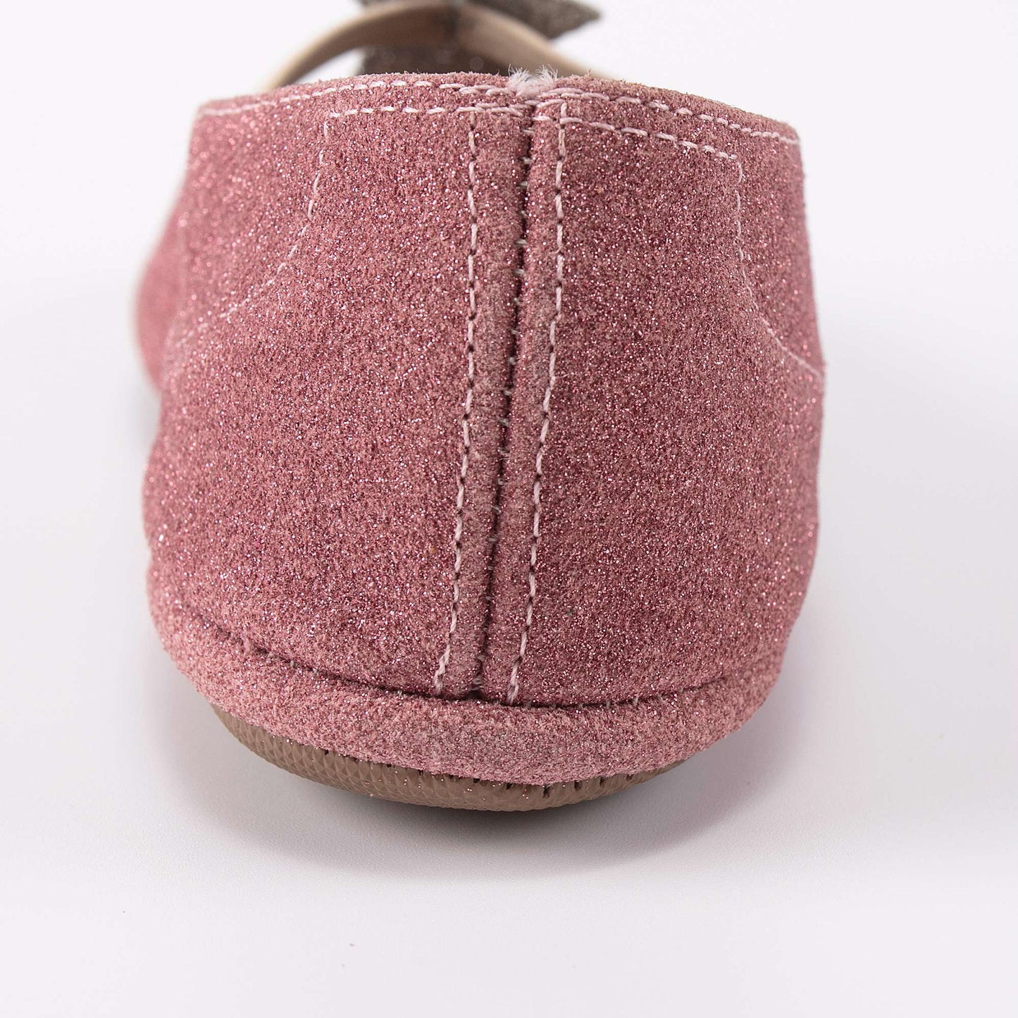 女童粉色皮鞋