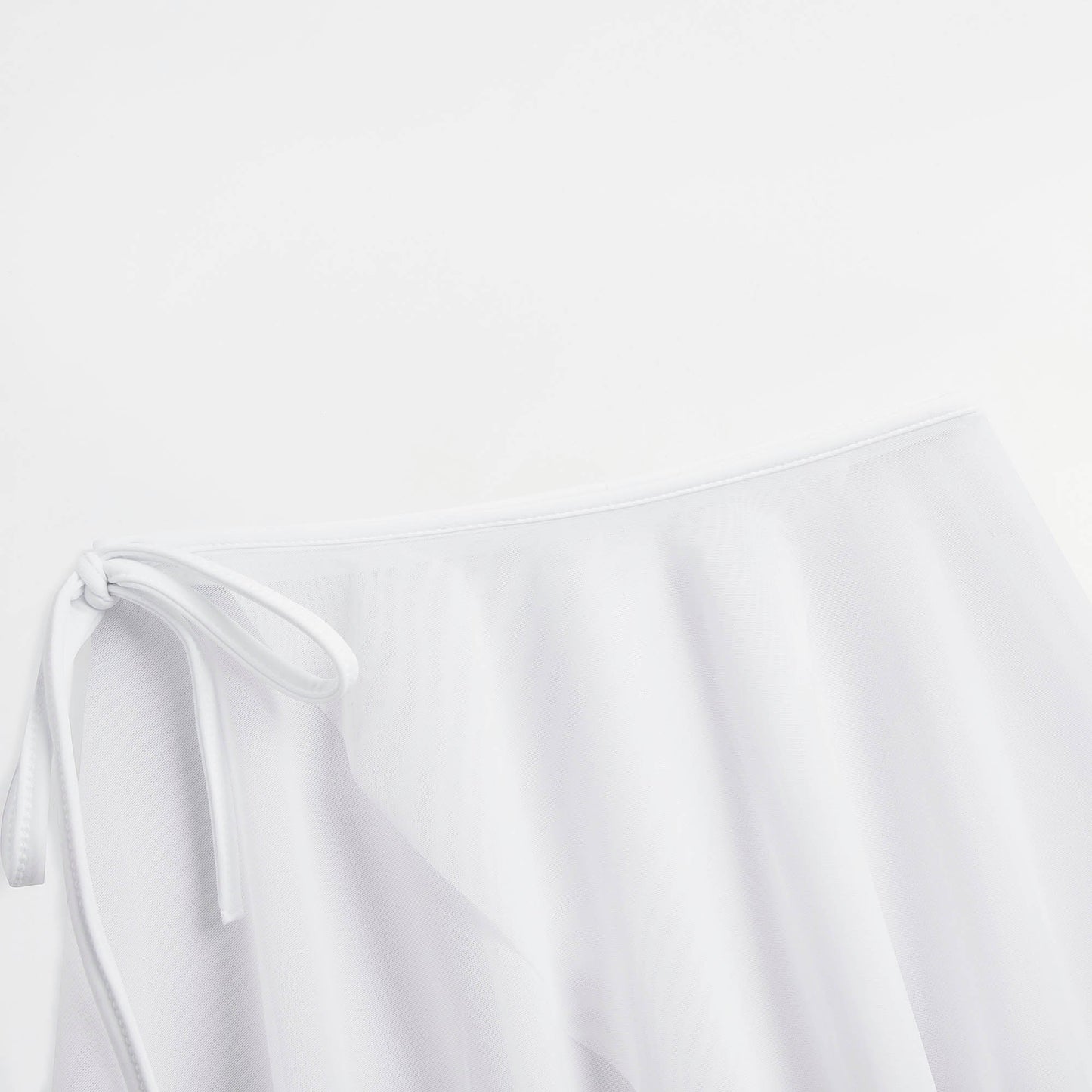 女童白色芭蕾舞短裙