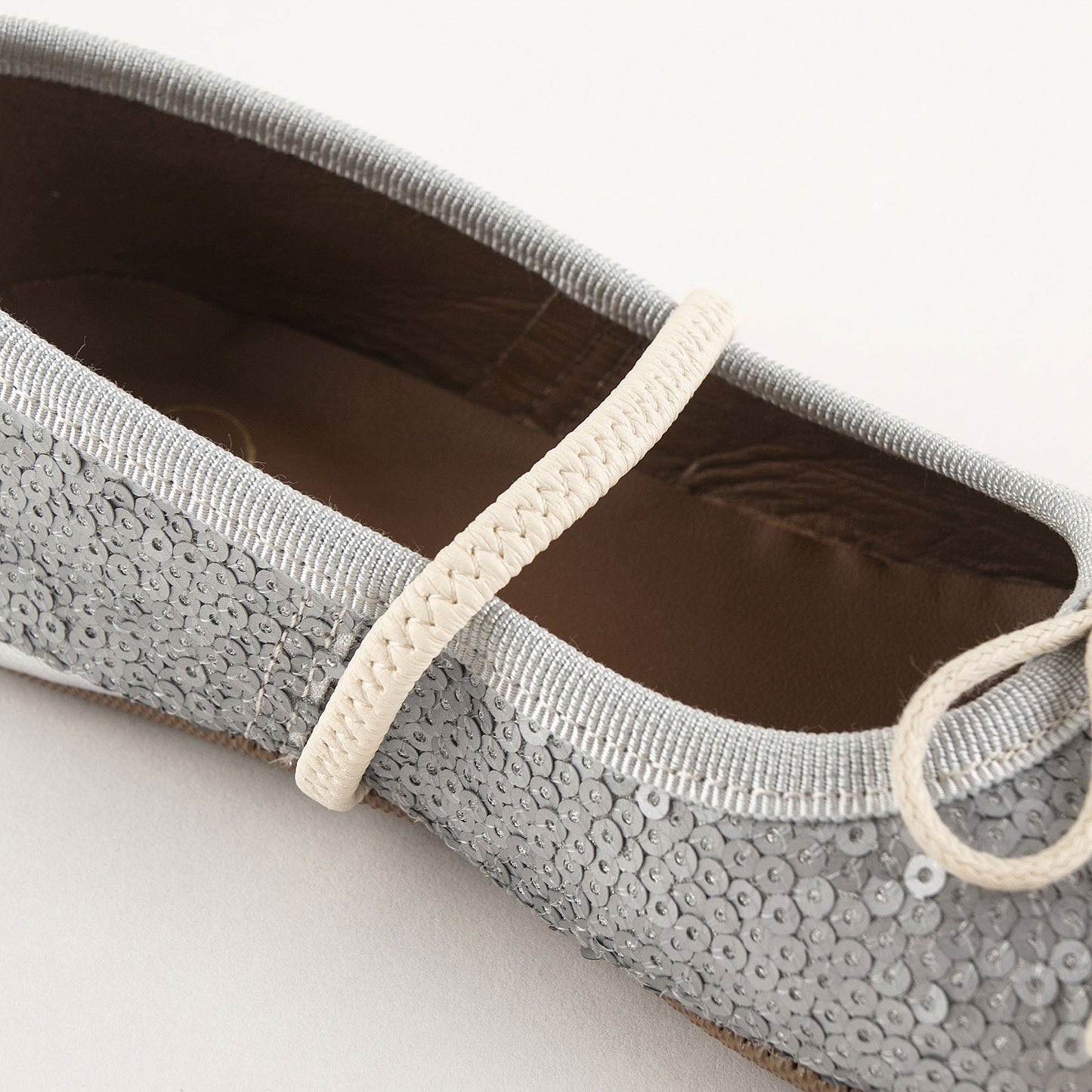 女童银色亮片芭蕾鞋